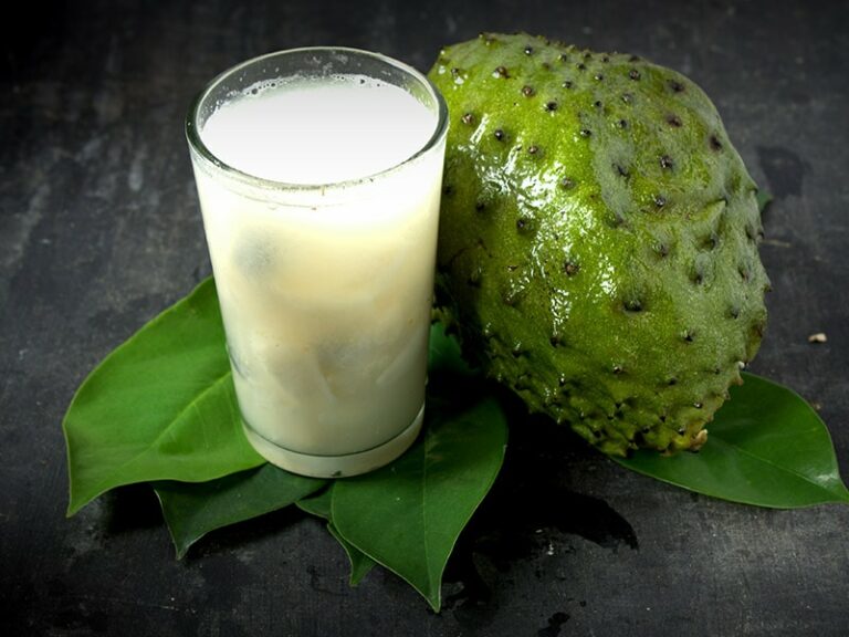 Jamaican Soursop Juice