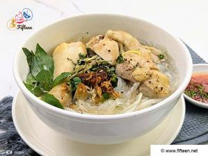 Vietnamese Chicken Soup With Glass Noodles Recipe