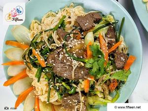 Vietnamese Stir Fried Rice Noodles With Beef Recipe