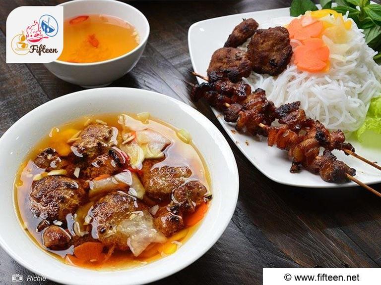 Grilled Pork Meatballs And Noodles