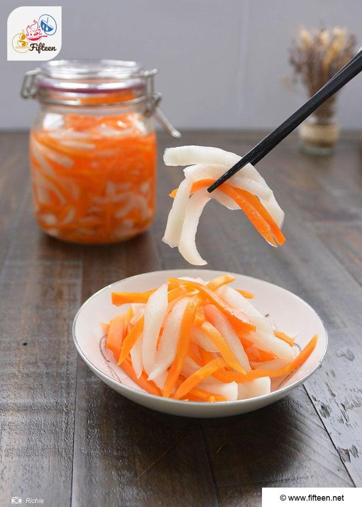 Pickled Carrots And Daikon