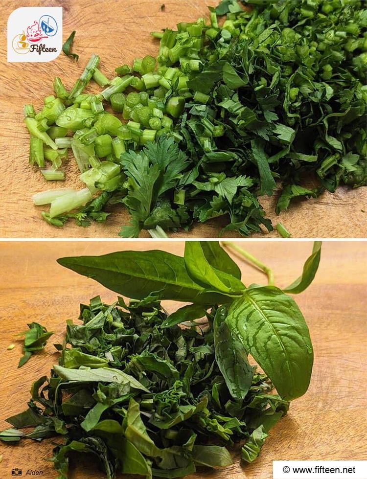 Miến Gà Recipe (Vietnamese Chicken Glass Noodle Soup)