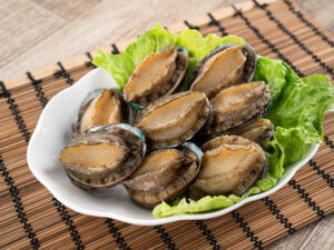 Abalone Plate Lettuce