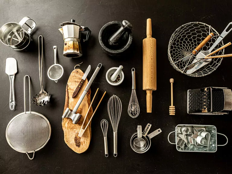 Essential Vietnamese Cooking Tools