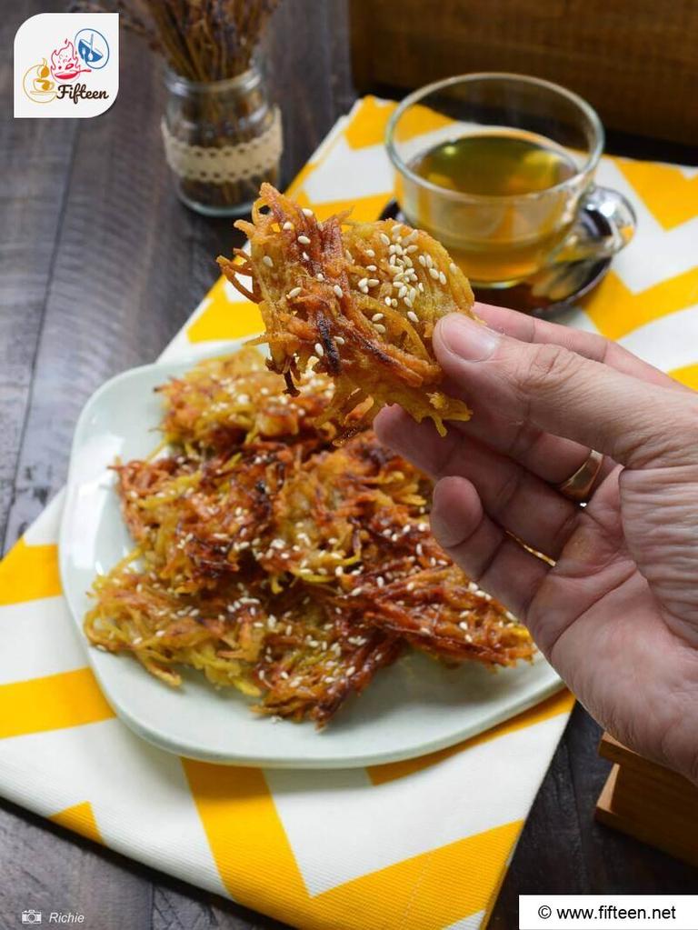 Bánh Rế Recipe (Vietnamese Sweet Potato Fritters)
