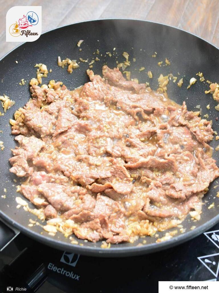 Bun Bo Nam Bo Step 4 Stir Fry the Beef1