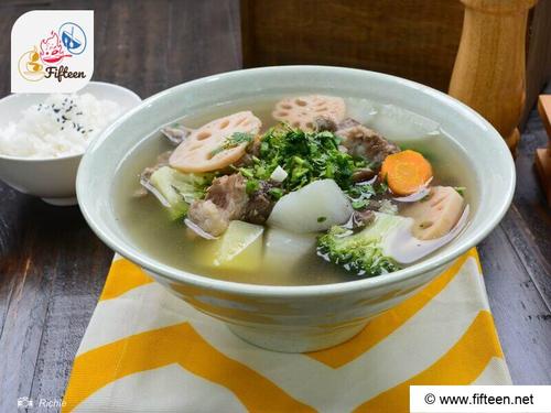 Canh Suon Heo Step 4 Add the Vegetables5