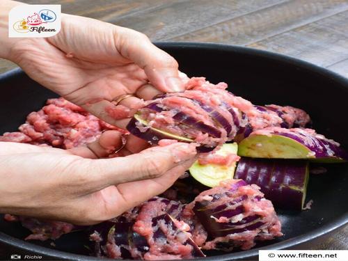 Eggplant Cracks with the Meat Filling