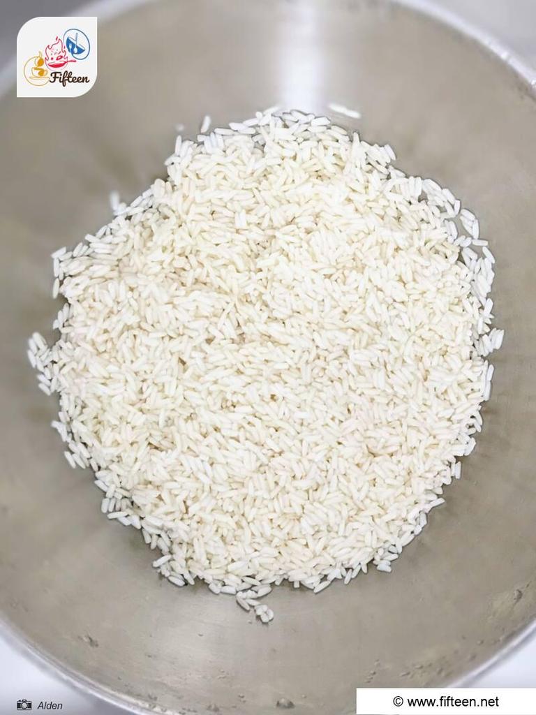 Xoi Ga Step 1 Prepare Sticky Rice