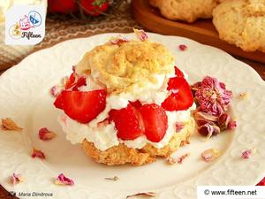 Bisquick Strawberry Shortcake