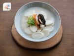 South Korean Dishes Tteokguk Soup