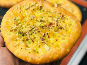 Kashmiri Bread And Doughs Sheermal