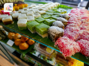 Malaysian Desserts Selection Kuih