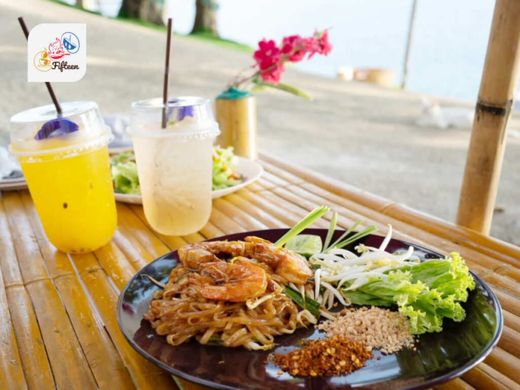 Pad Thai Served With Sugarcane Juice