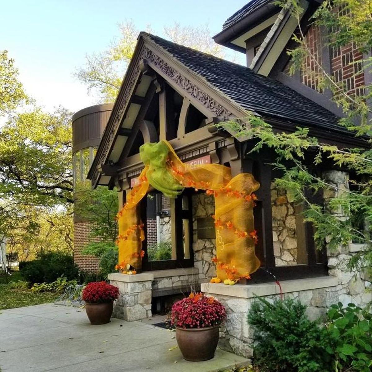 Charles H MacNider Art Museum